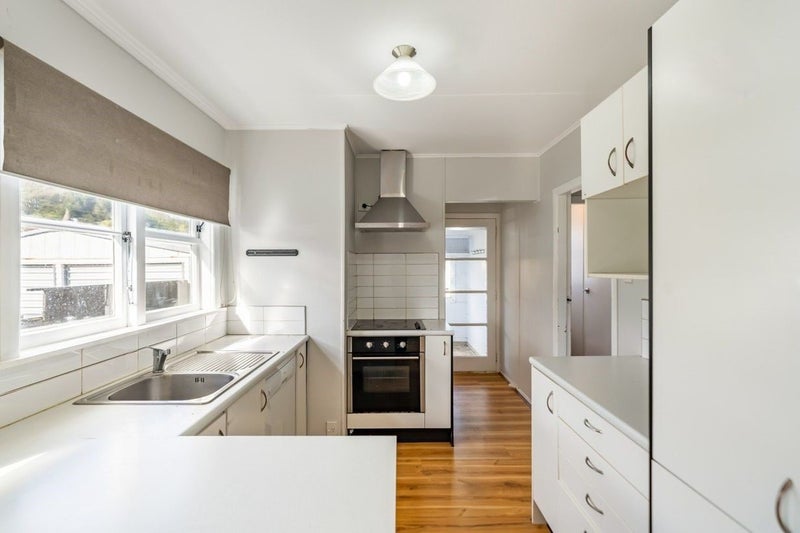 5 Bythell Street, Wainuiomata, Lower Hutt - Carousel 2