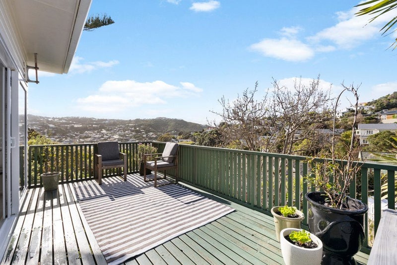10 Liddel Grove, Island Bay, Wellington - Carousel 2