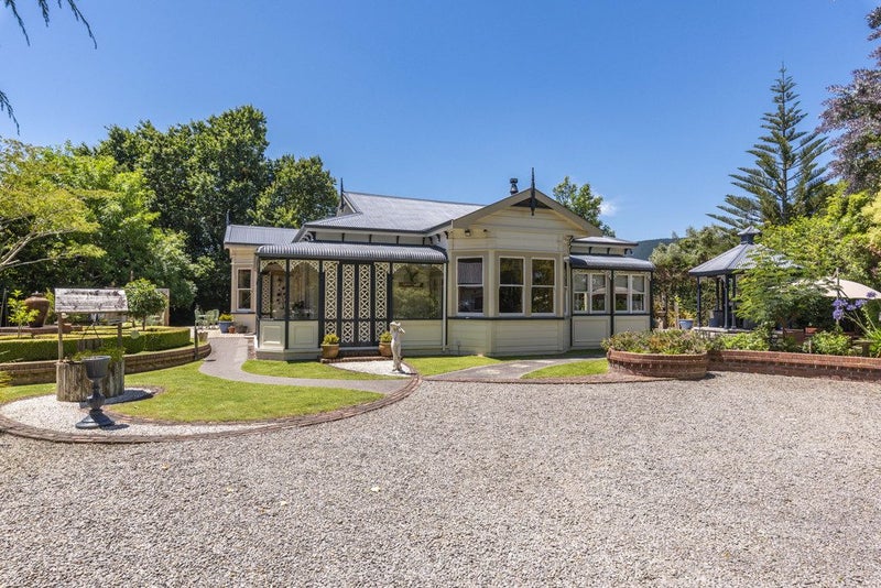 16 Rata Road, Raumati Beach, Paraparaumu - Carousel 1