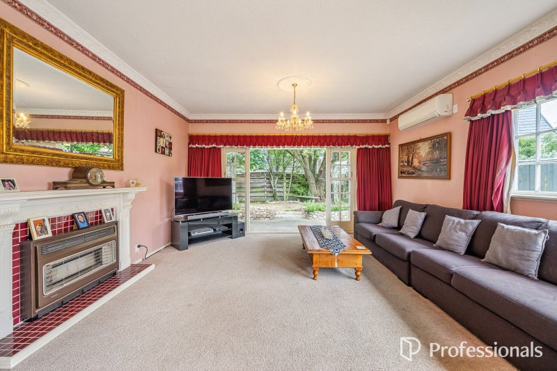 8 Islington Street, Trentham, Upper Hutt - Carousel 2