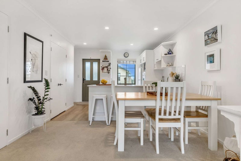 41 Manchester Way, Judea, Tauranga - Carousel 2