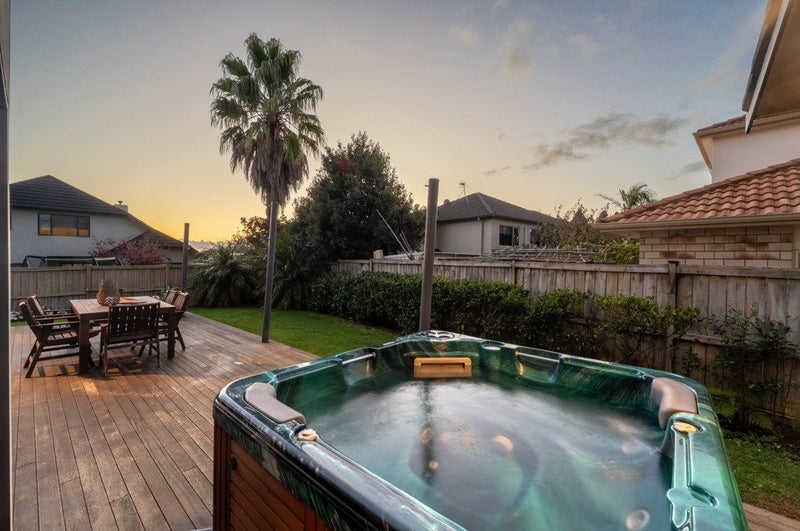 3 Ainwick Road, Flat Bush, Auckland - Carousel 2