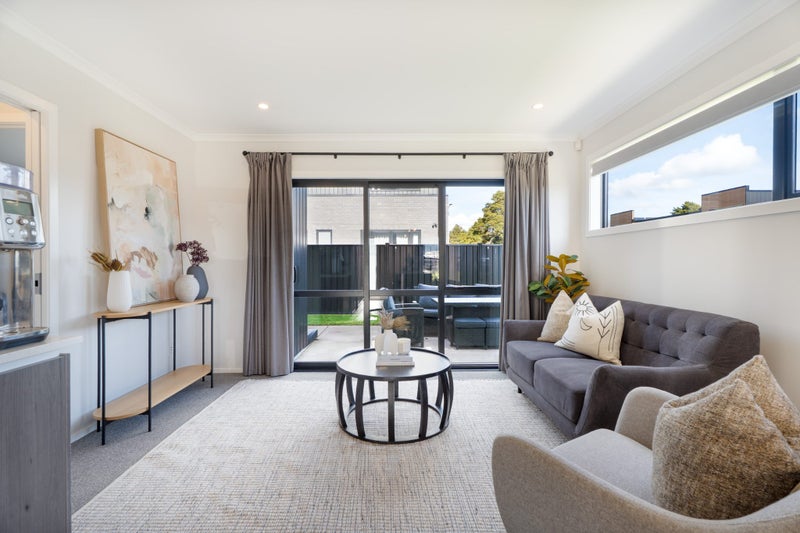 38 Mawai Hakona Drive, Wallaceville, Upper Hutt - Carousel 2