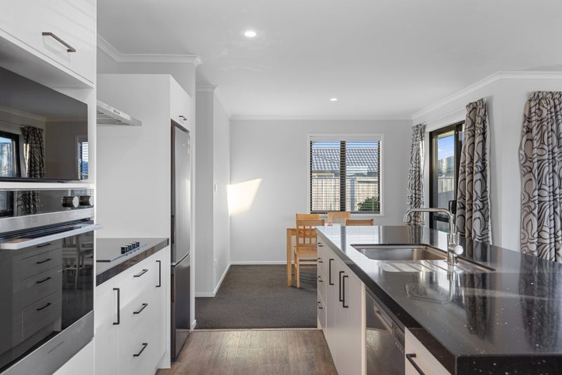 21 Kanapa Close, Papamoa - Carousel 2