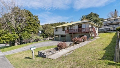 6 Coventry Street, Judea, Tauranga - Carousel 1