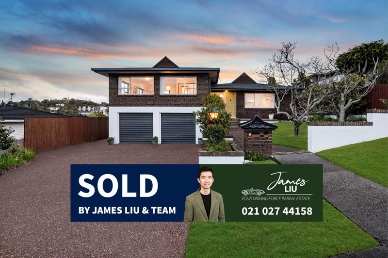 8 Helvetia Drive, Browns Bay, Auckland - Carousel 1