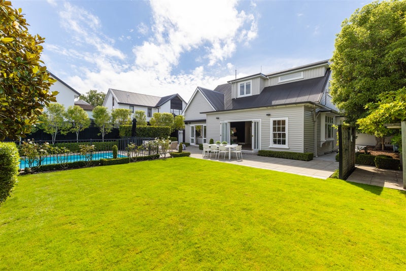 23 Bristol Street, St Albans, Christchurch - Carousel 2