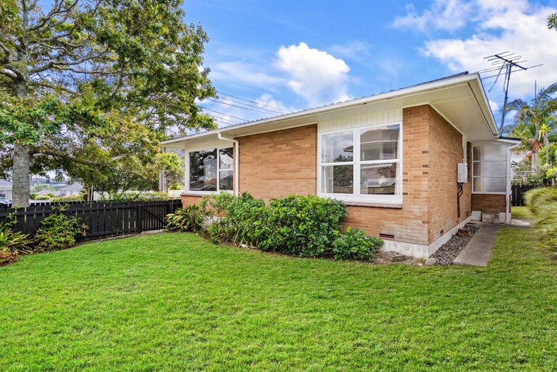 2/26 Jutland Road, Hauraki, Auckland - Carousel 17