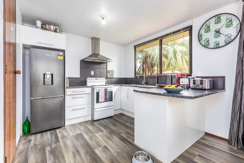 1/24 Nearco Street, Randwick Park, Auckland - Carousel 2