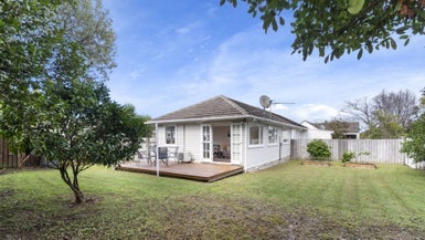 4/65 Moore Street, Howick, Auckland - Carousel 1