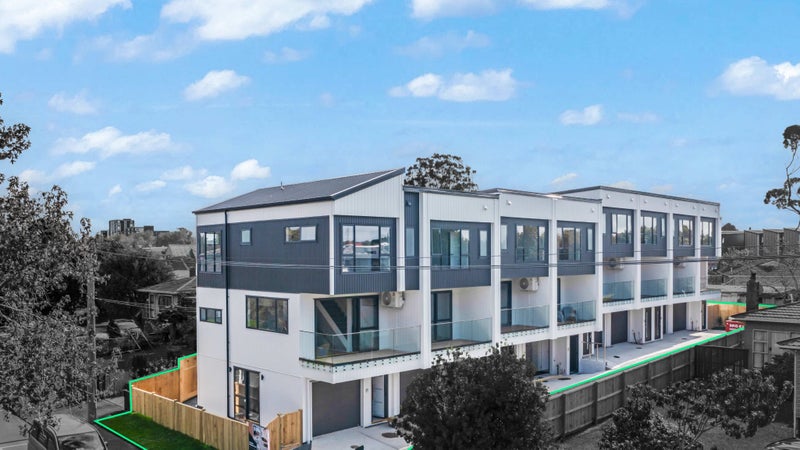 7/19 Matangi Road, Mount Wellington, Auckland - Carousel 1