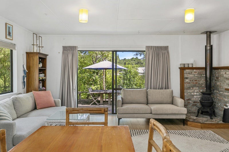 21 Taringa Avenue, Kuratau - Carousel 2