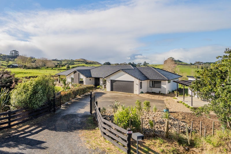 322 Dominion Road, Tuakau - Carousel 1