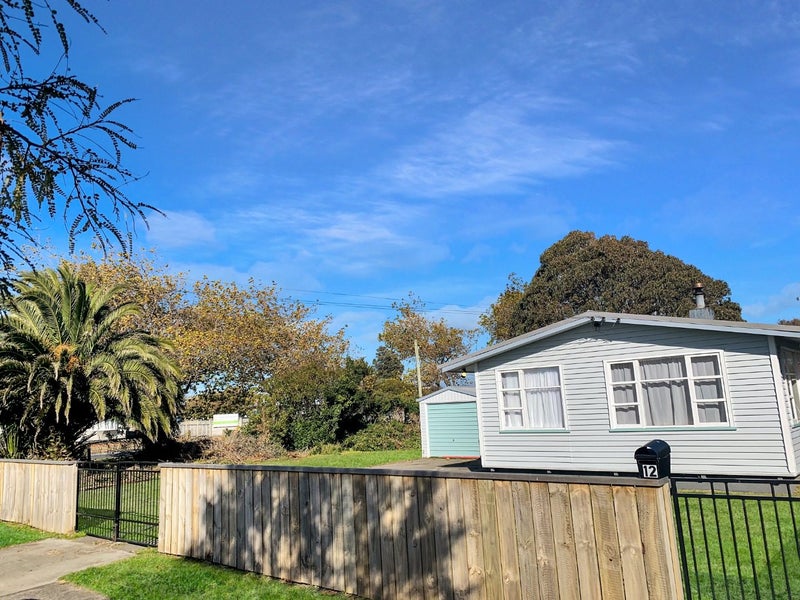 12 Robinson Street, Foxton, Foxton - Carousel 1