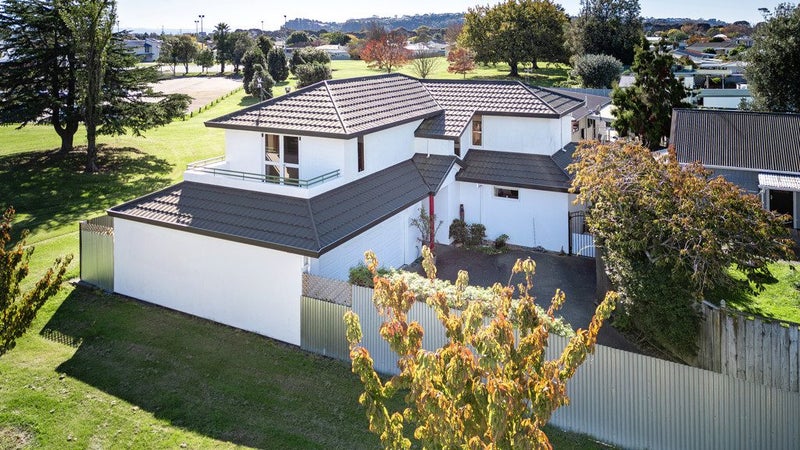 15A Menin Road, Onekawa, Napier, Hawke's Bay - Carousel 1