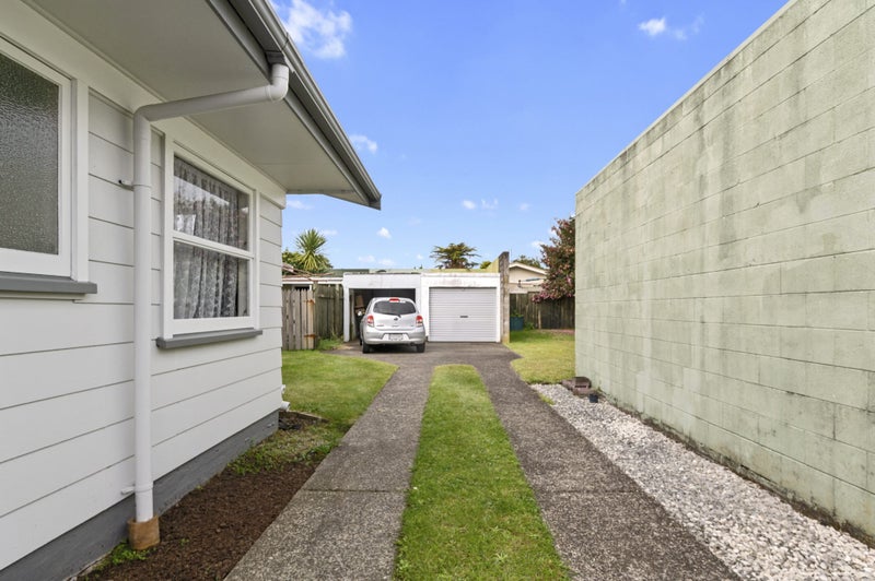 18B Deere Avenue, Fenton Park, Rotorua - Carousel 14