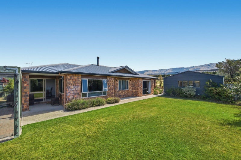 10 Missy Crescent, Mount Pisa, Cromwell - Carousel 1