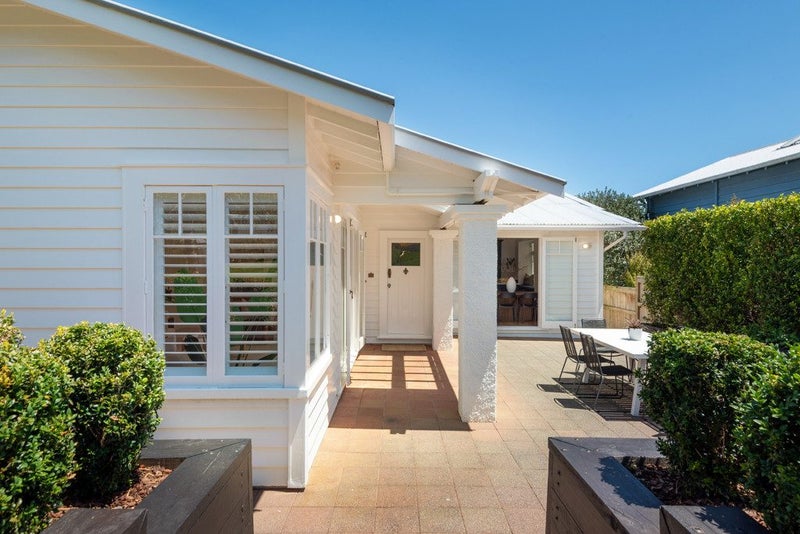 7B North Avenue, Devonport, Auckland - Carousel 1