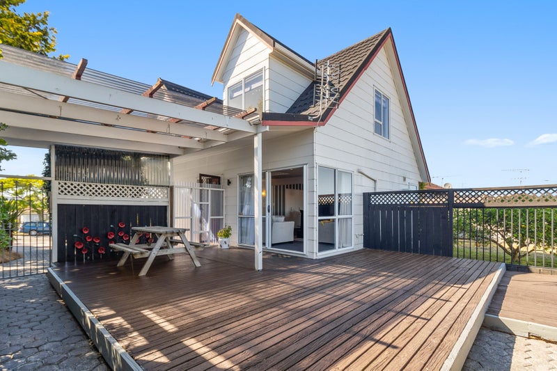 38 Barnhill Crescent, Pahurehure, Papakura - Carousel 2