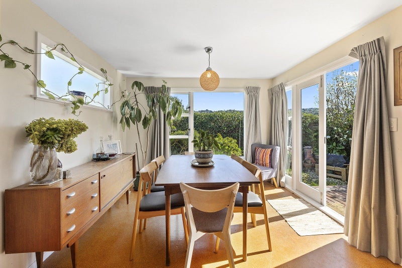 54 Edinburgh Terrace, Berhampore, Wellington - Carousel 2