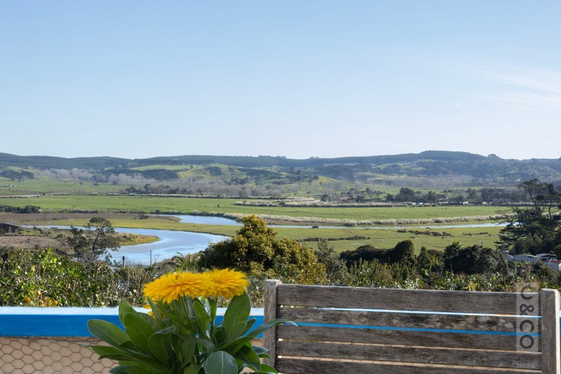 67 Garfield Road, Helensville, Helensville - Carousel 2