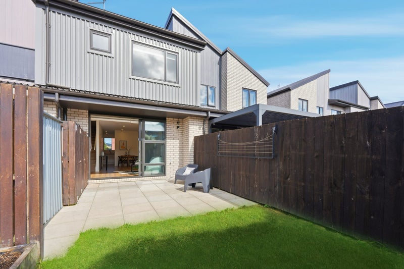 6 Sioux Road, Hobsonville, Auckland - Carousel 1
