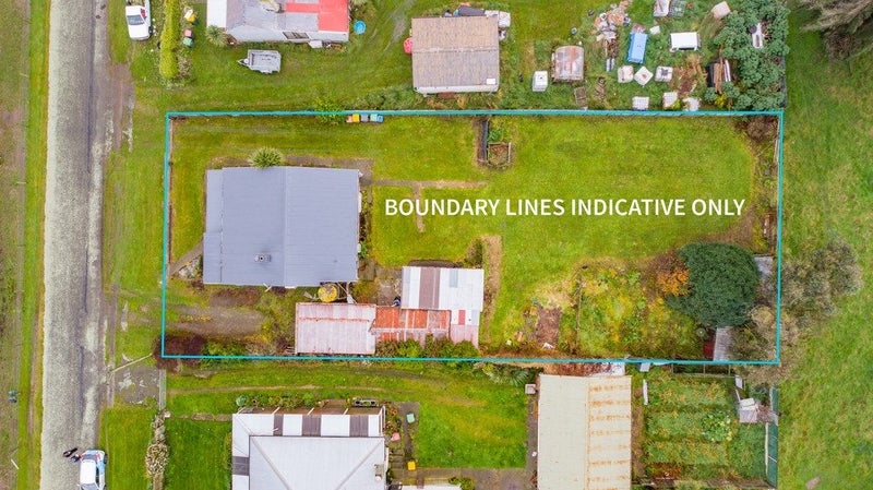 13 Braddon Street, St Andrews - Carousel 2