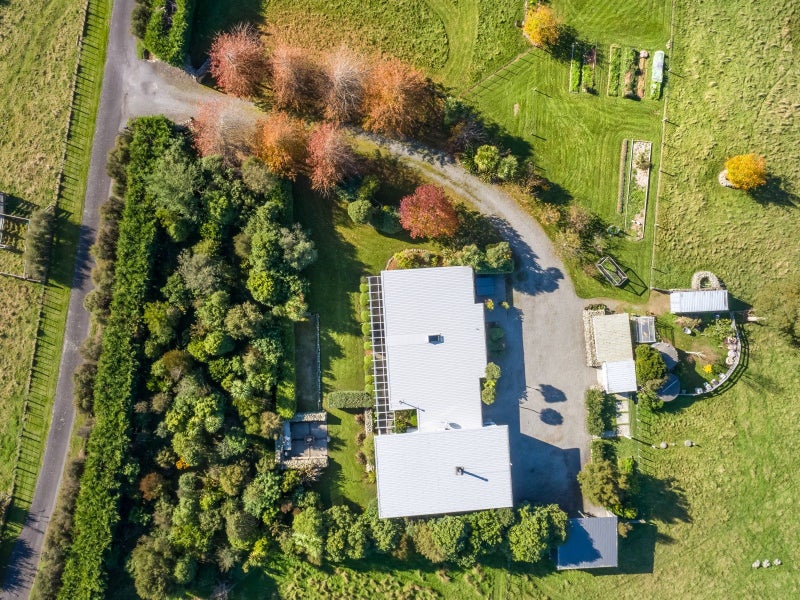 881A Norfolk Road, Carterton - Carousel 50