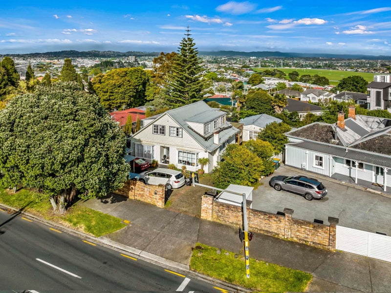 155 Blockhouse Bay Road, Avondale, Auckland - Carousel 1