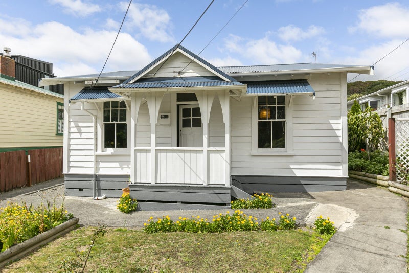 27 Bombay Street, Ngaio, Wellington - Carousel 1