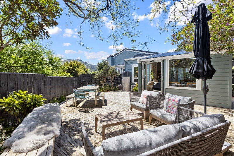 6 Ardross Avenue, Khandallah, Wellington - Carousel 1