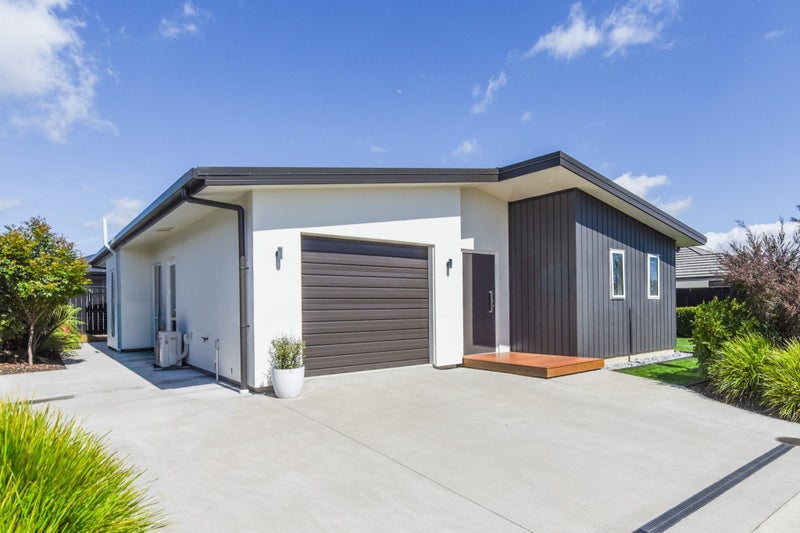 11 Dartnall Lane, Appleby, Richmond - Carousel 1