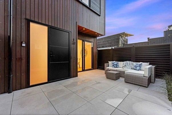 1/49 Ngaio Street, Orakei, Auckland - Carousel 2