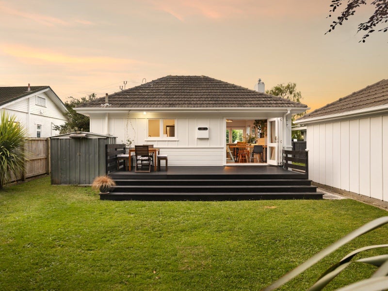 51 Rimu Street, Maeroa, Hamilton - Carousel 2