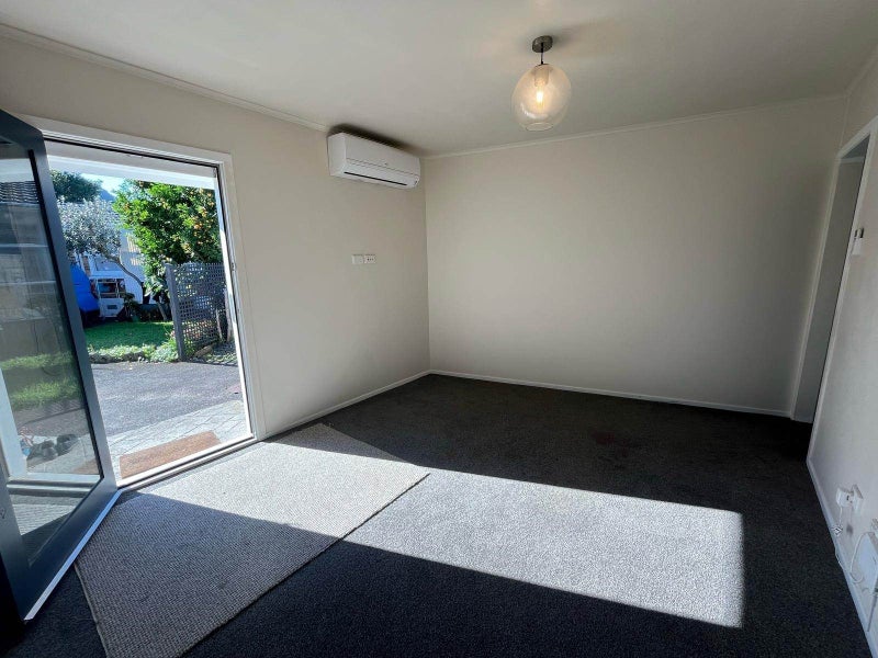 7/18 Harding Avenue, Mount Wellington, Auckland - Carousel 2