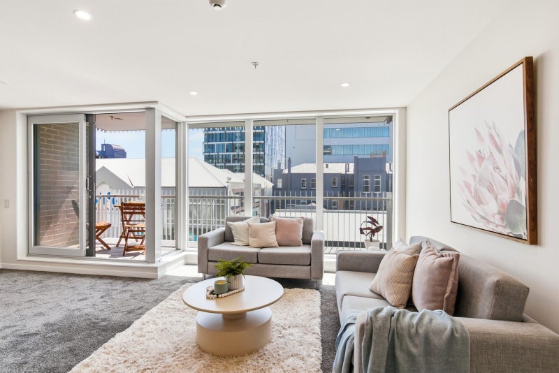 2H/11 Tennyson Street, Te Aro, Wellington - Carousel 2