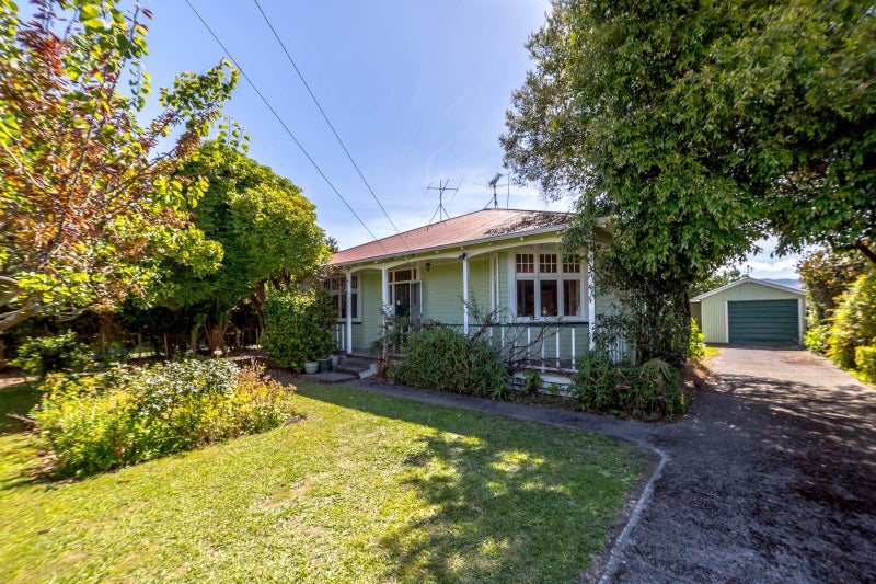 8 Garrison Street, Carterton, Carterton - Carousel 1