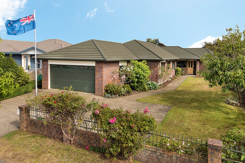 23 Sunset Drive, Pukekohe, Pukekohe - Carousel 2