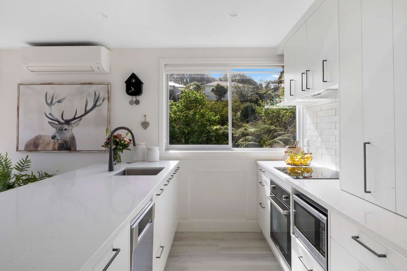 14/75 Carrington Street, Lower Vogeltown, New Plymouth - Carousel 1