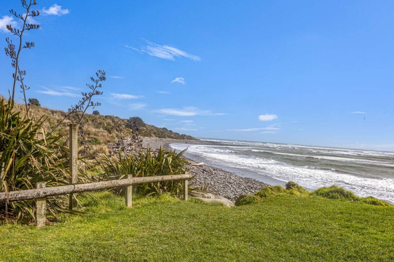 205B Parklands Avenue, Bell Block, New Plymouth - Carousel 37