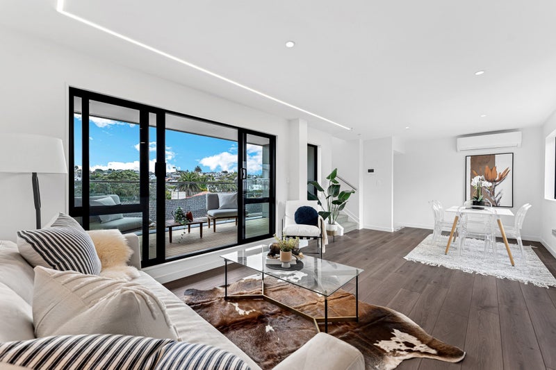 1/49 Northboro Road, Belmont, Auckland - Carousel 1