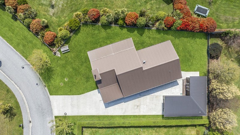 1 Criffel Place, Luggate, Cromwell - Carousel 2