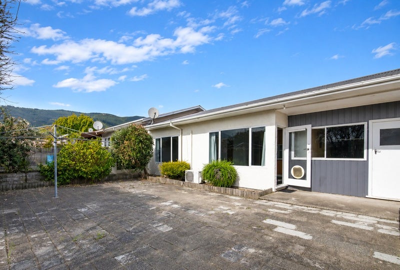 2/10 William Street, Richmond, Richmond - Carousel 1