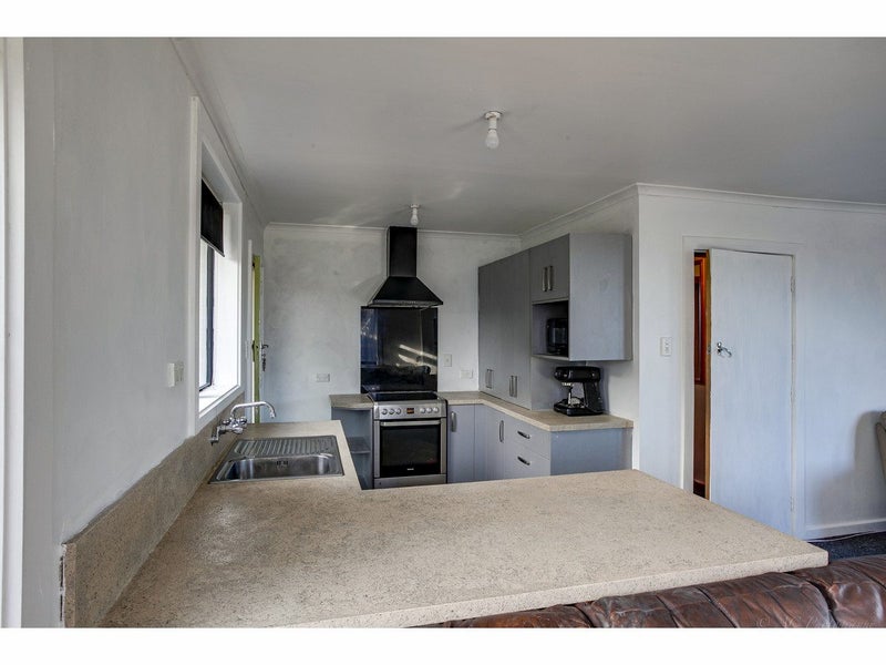 16 Cambridge Street, Kensington, Timaru - Carousel 2