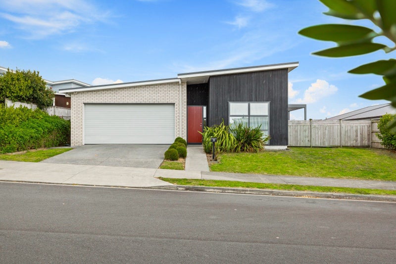 30 Tyler Davies Drive, Red Beach, Red Beach - Carousel 1