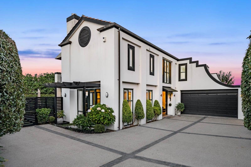 16A Tuhimata Street, St Heliers, Auckland - Carousel 1