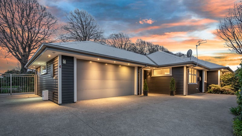 4 Levinge Lane, Hillmorton, Christchurch - Carousel 2