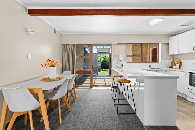 7 Ngarimu Street, Havelock North, Havelock North - Carousel 2