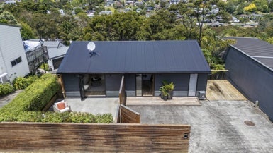 1/42 Glen Vista Place, Bayview, Auckland - Carousel 1