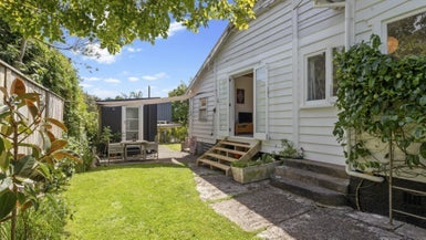 29 Peary Road, Mount Eden, Auckland - Carousel 1
